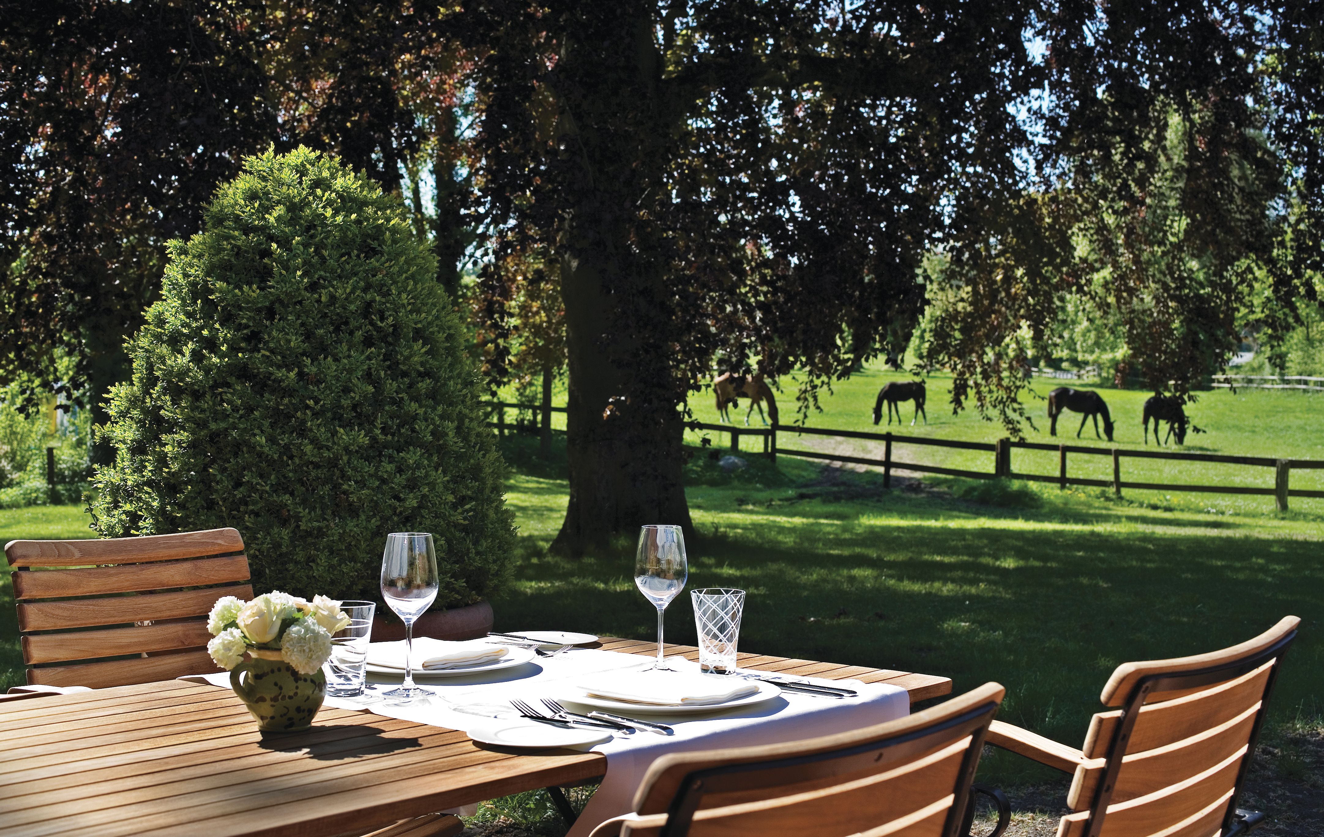 16 Restaurant 1797 Terasse.jpg