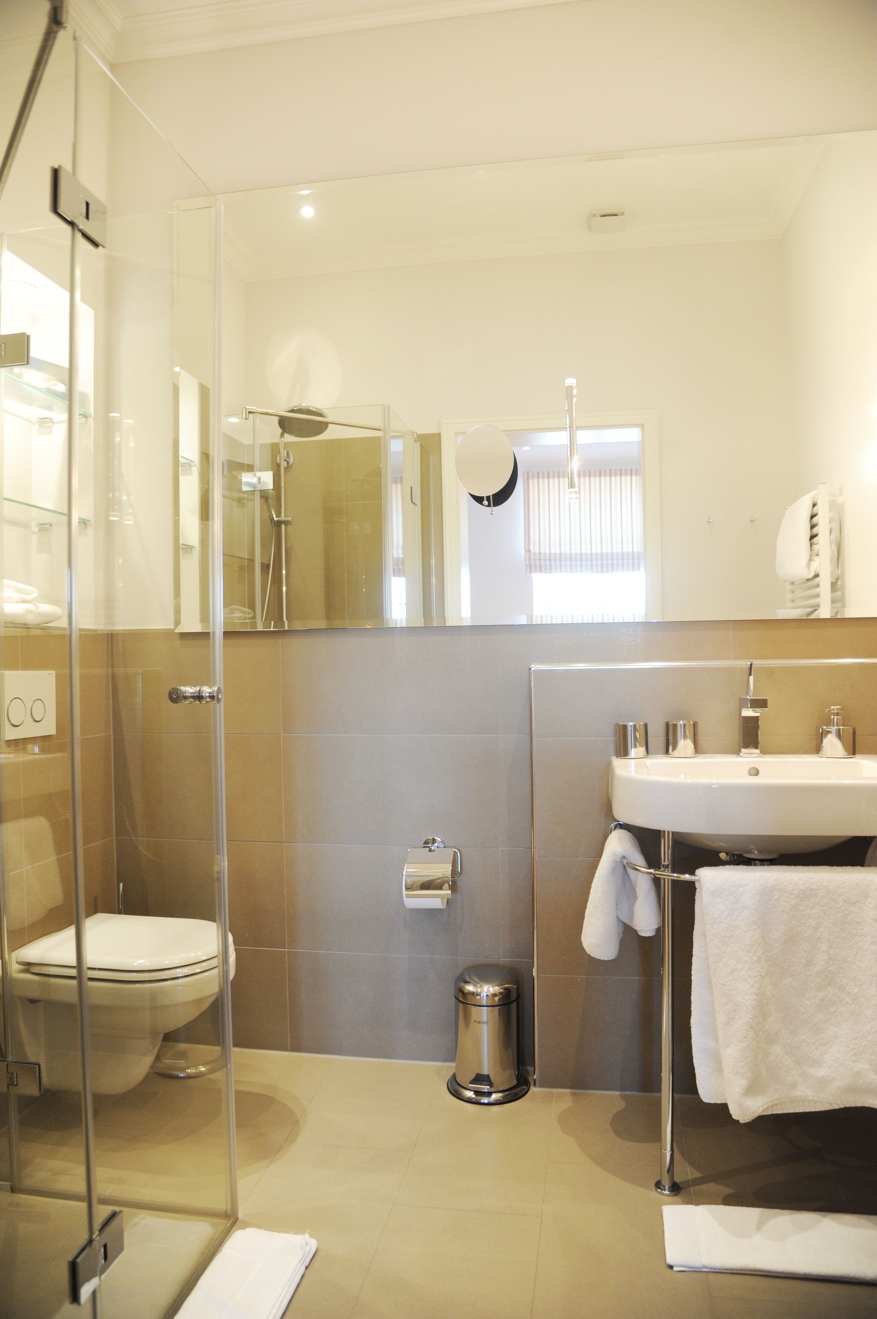 Ole_Liese_Alte-Meierrei_Suite_Malbec_Schlafzimmer_Badezimmer_Klaus_Knuffmann - 2.jpg